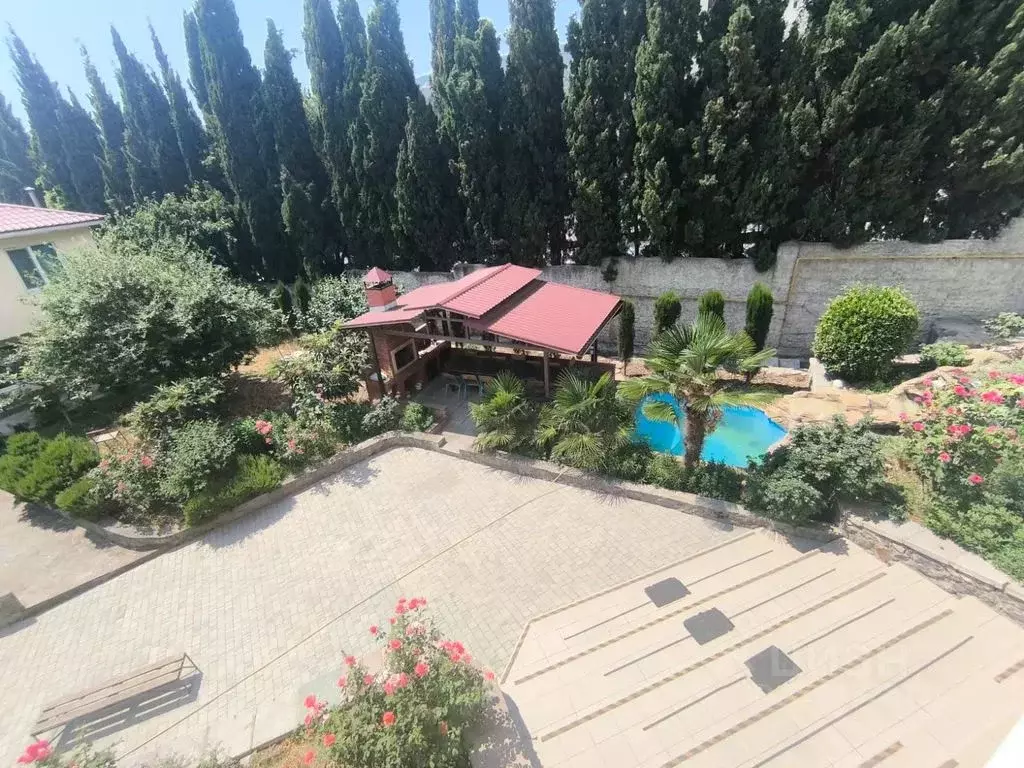 2-к кв. Крым, Ялта ул. Большевистская, 21А (50.0 м) - Фото 1