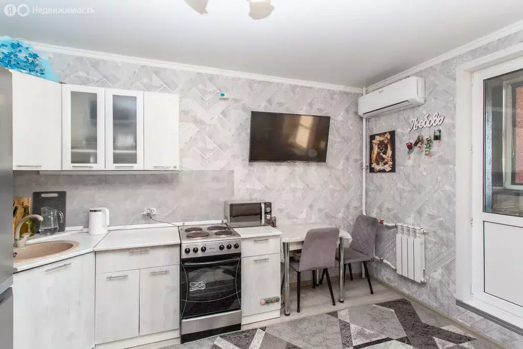 Квартира-студия: Тобольск, 15-й микрорайон, 22 (22.3 м) - Фото 2