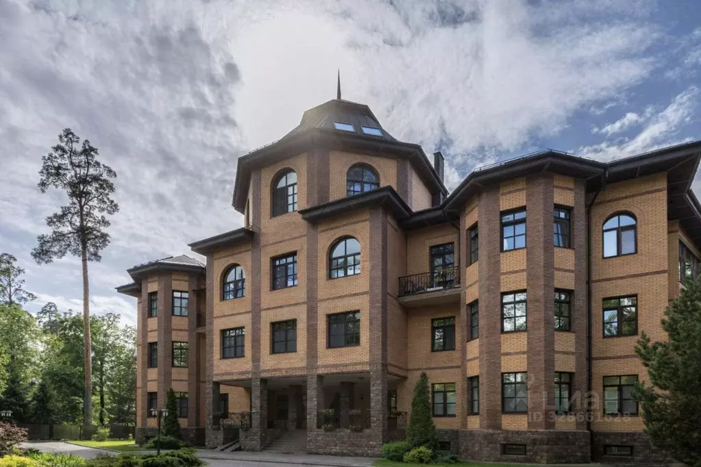 Дом в Московская область, Красногорск городской округ, с. ... - Фото 1