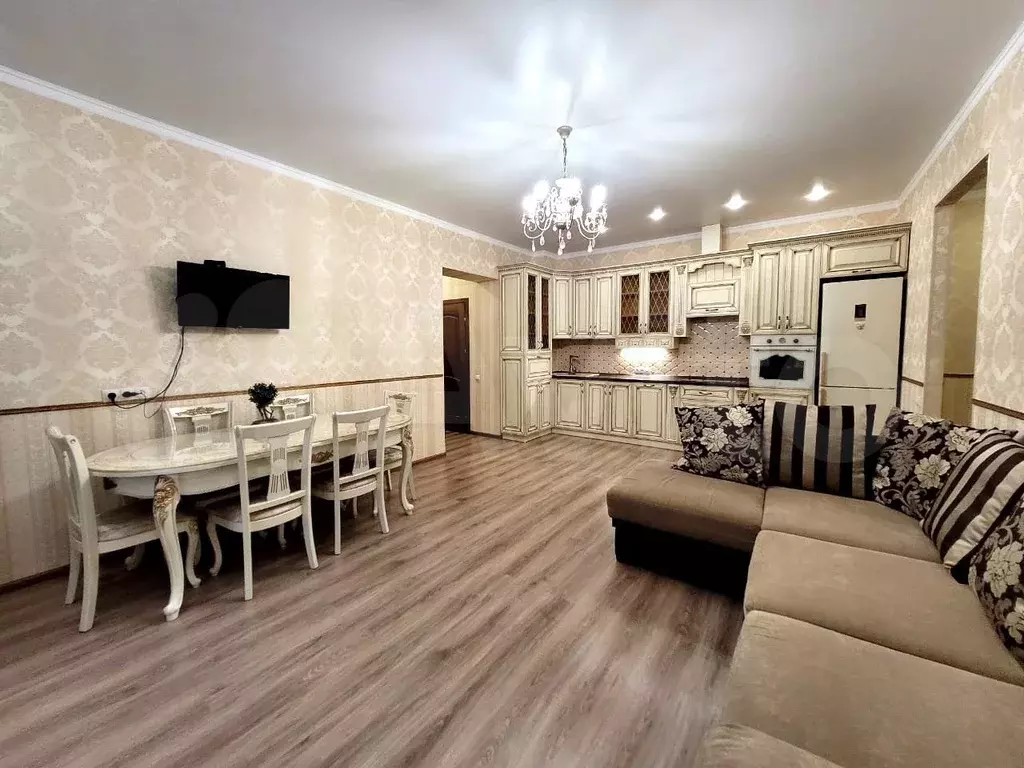 2-к. квартира, 77,5 м, 3/9 эт. - Фото 1