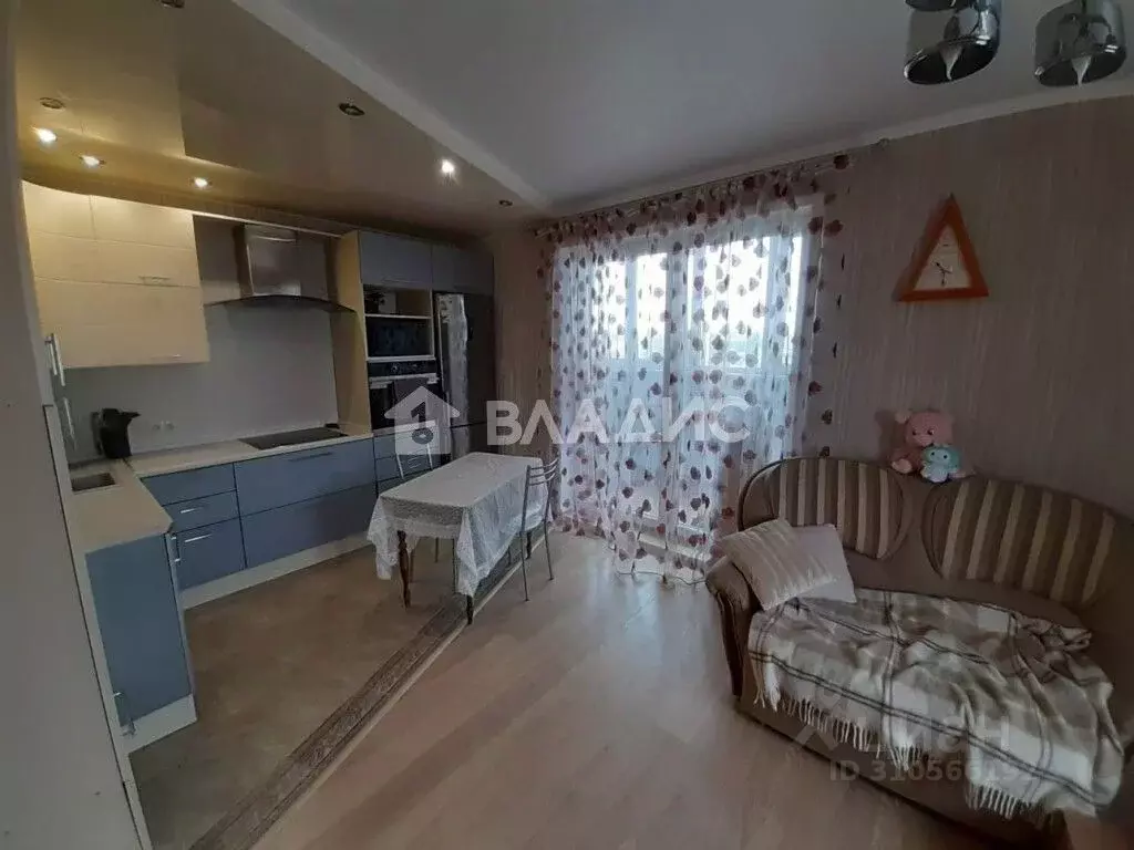2-к кв. Владимирская область, Владимир ул. Крайнова, 3А (65.0 м) - Фото 0