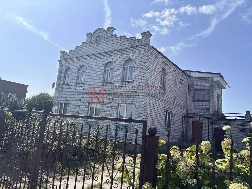 Дом в Белгородская область, Старый Оскол ул. Малая Кирилловская (230 ... - Фото 0