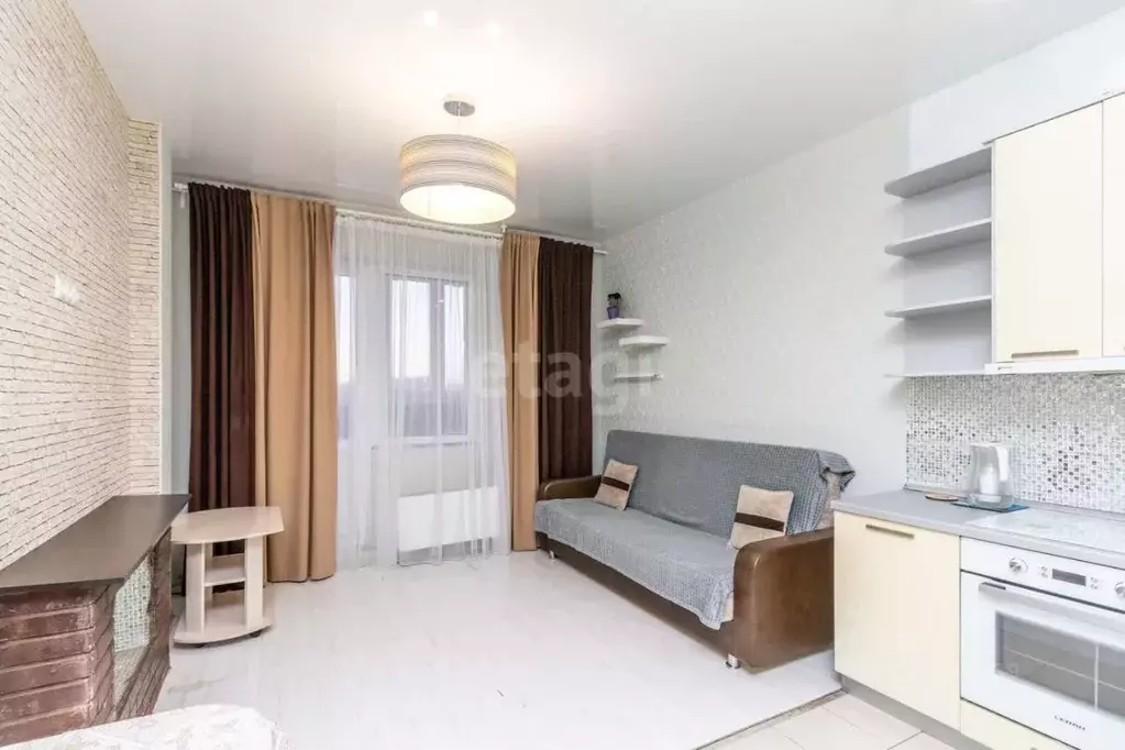 Студия Ханты-Мансийский АО, Сургут ул. Крылова, 32 (28.3 м) - Фото 1
