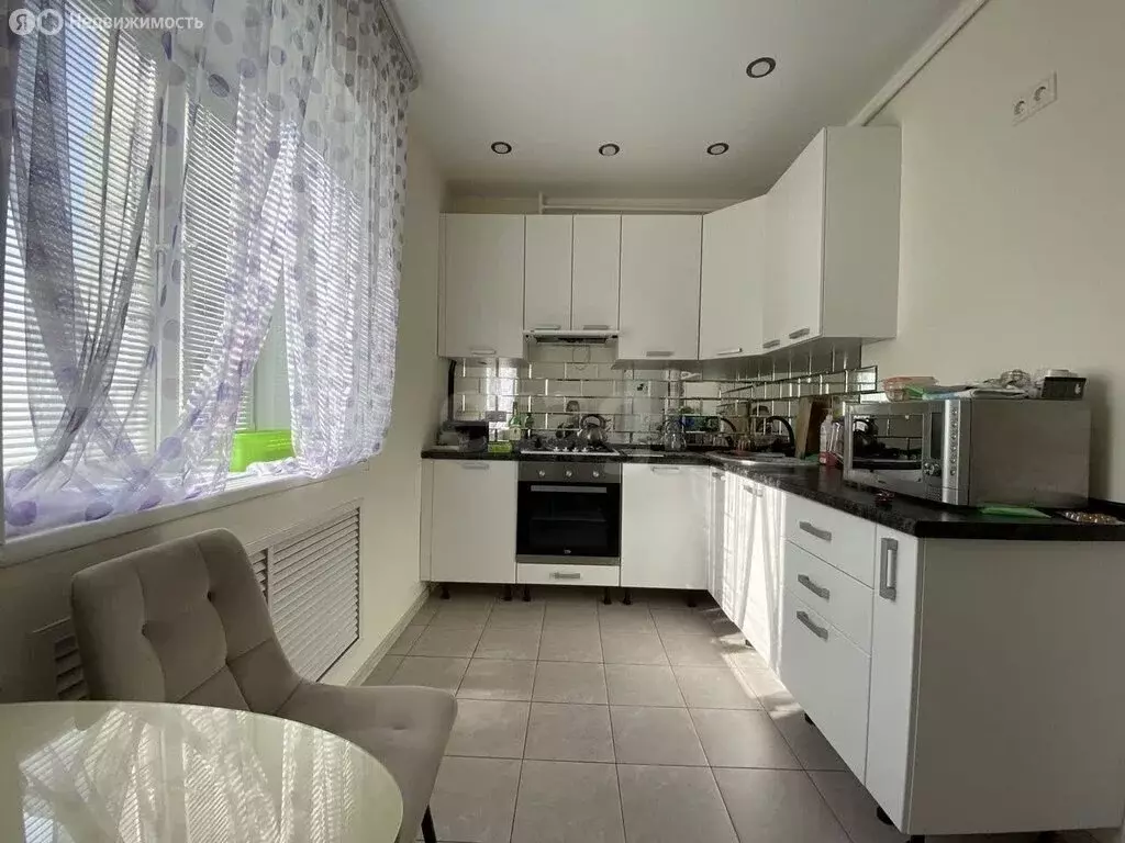 1-комнатная квартира: Новый Уренгой, район Северная Жилая Часть, ... - Фото 2