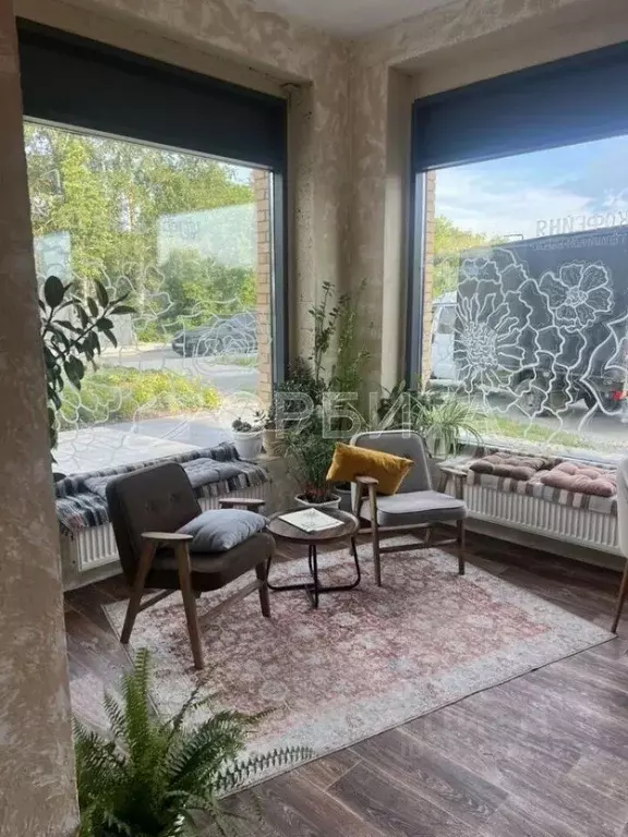 Помещение свободного назначения в Тюменская область, Тюмень Причальная ... - Фото 2