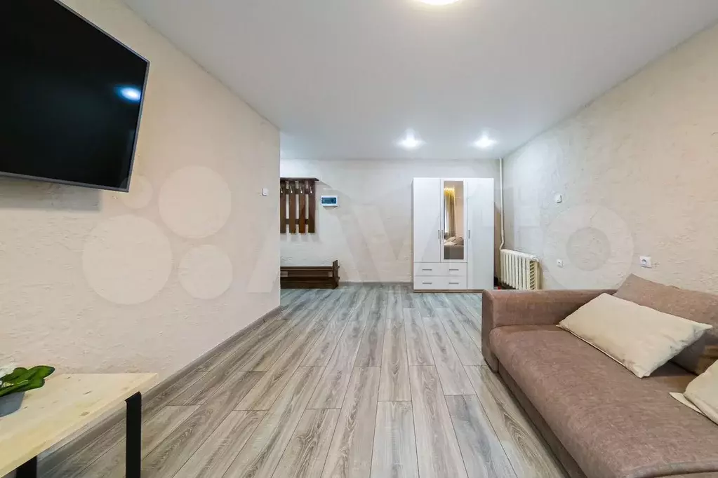 1-к. квартира, 27 м, 1/5 эт. - Фото 1