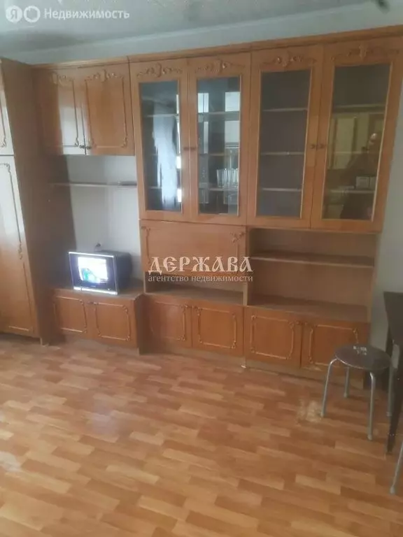 1-комнатная квартира: Старый Оскол, микрорайон Интернациональный, 28 ... - Фото 1