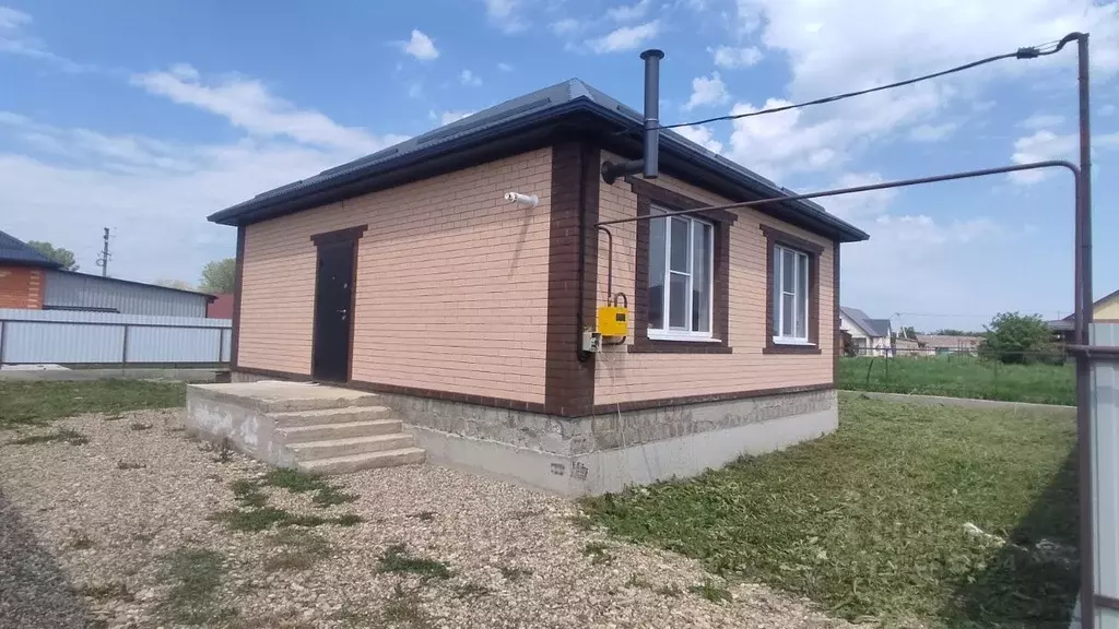 Дом в Краснодарский край, Белореченский район, Родниковское с/пос  (62 ... - Фото 0
