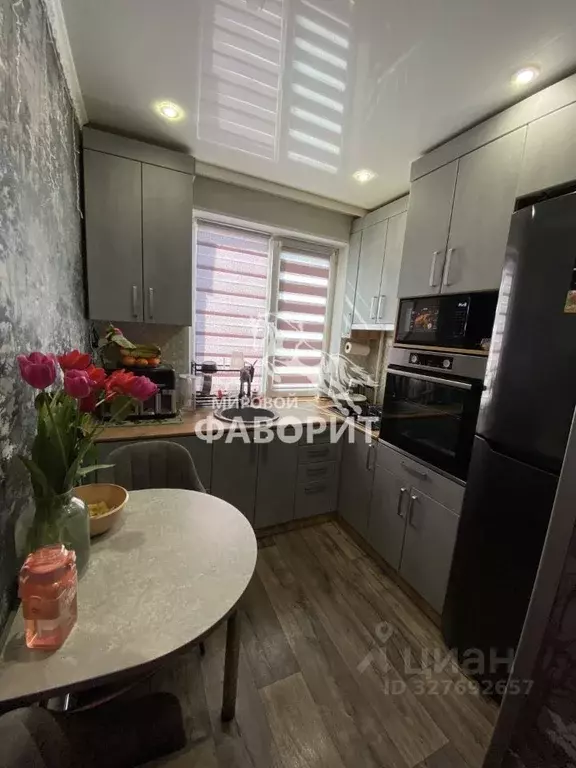 2-к кв. Оренбургская область, Орск Новый город мкр, ул. Горького, 45 ... - Фото 1