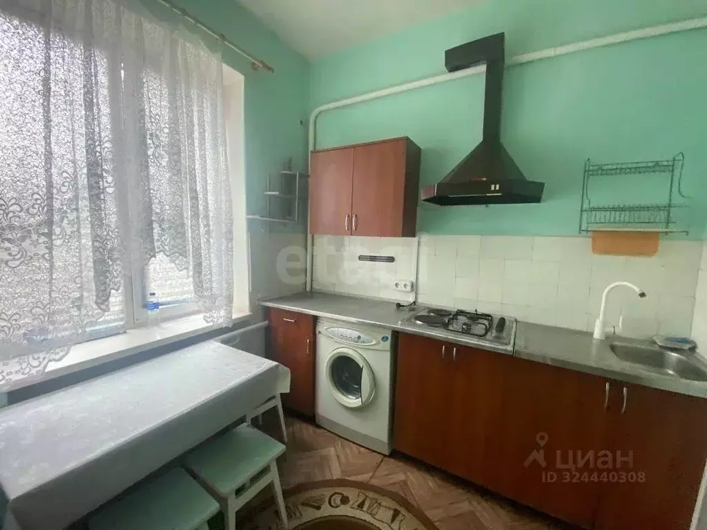 2-к кв. Крым, Симферополь пер. Шаталова (60.0 м) - Фото 2