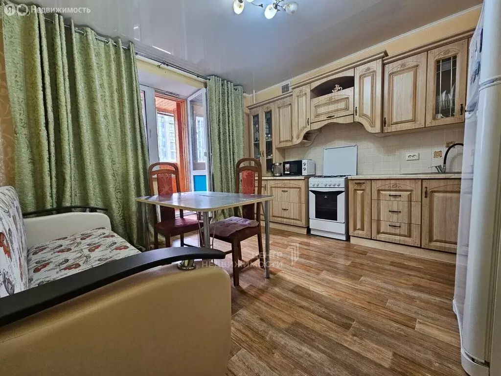 1-комнатная квартира: Казань, улица Салиха Батыева, 1 (46 м) - Фото 2