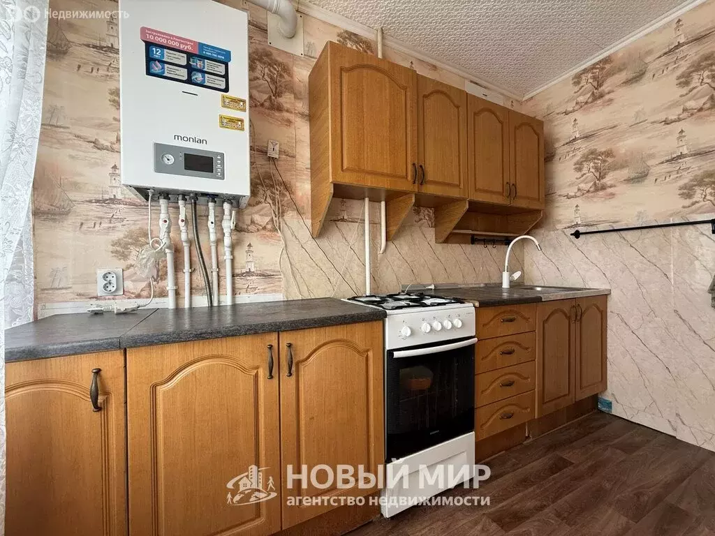3-комнатная квартира: село Сарлей, Шоссейная улица, 1А (62.3 м) - Фото 1