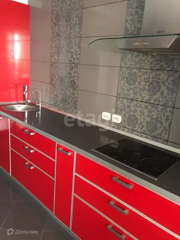 Продаётся 2-к квартира, 70 м - Фото 1