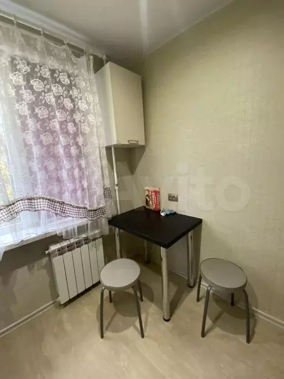 Доля в 2-к. квартире, 50 м, 1/5 эт. - Фото 1