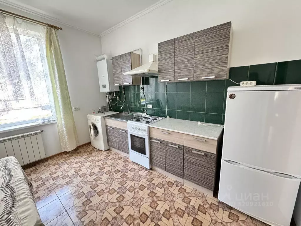 Дом в Краснодарский край, Краснодар Дубинка мкр, ул. Ким, 12 (70 м) - Фото 1