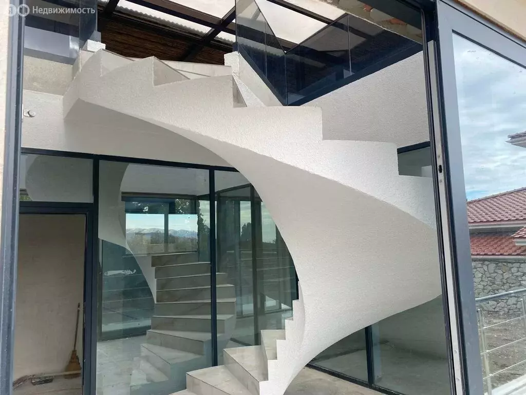 Дом в Республика Крым, муниципальный округ Алушта, село Виноградное ... - Фото 1