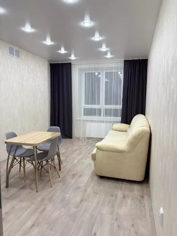 2-к кв. Татарстан, Альметьевск ул. Гафиатуллина, 48 (50.0 м) - Фото 1