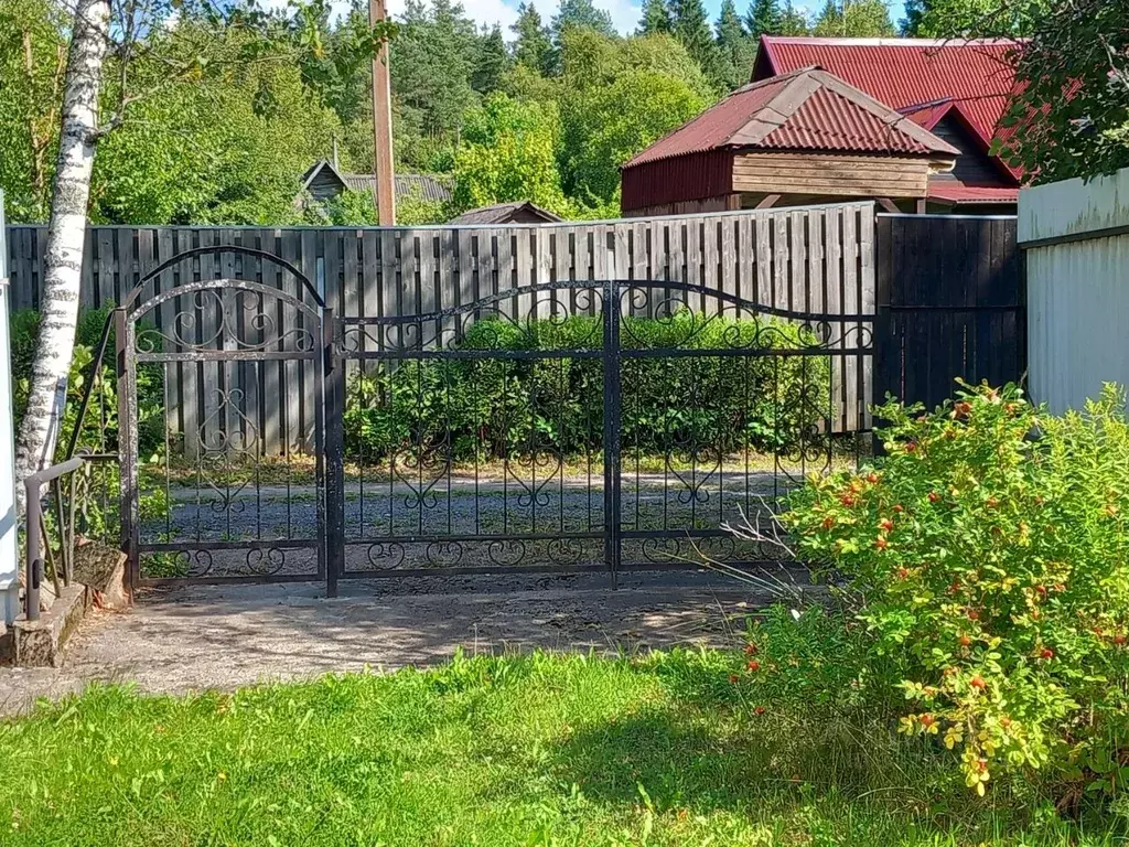 Дом в Ленинградская область, Выборгский район, Рощино городской ... - Фото 2