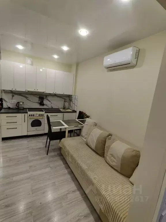 2-к кв. Приморский край, Владивосток Седанка мкр, ул. Глинки, 27с2 ... - Фото 0