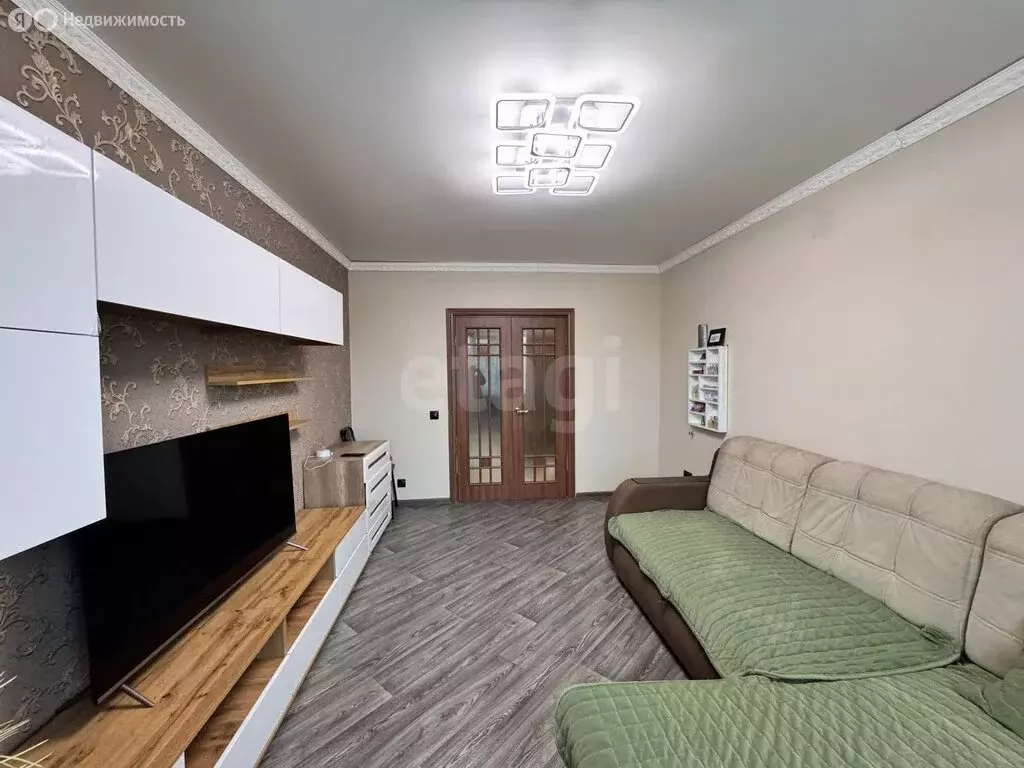 2-комнатная квартира: Стерлитамак, улица Гоголя, 96 (51.2 м) - Фото 1