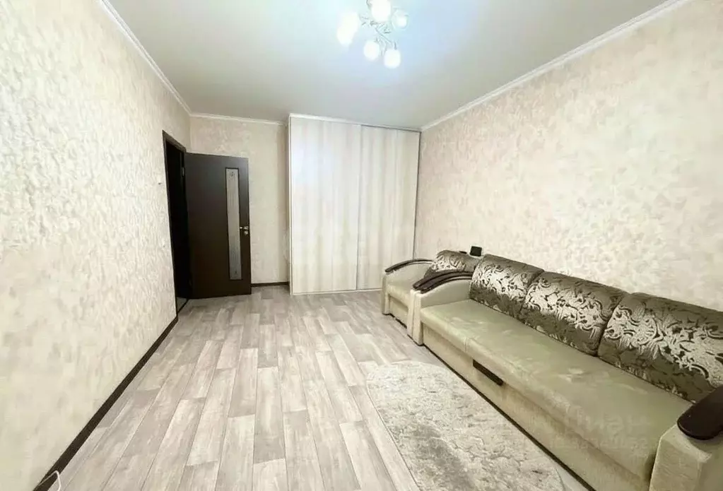 1-к кв. Татарстан, Казань ул. Юлиуса Фучика, 83 (37.2 м) - Фото 2