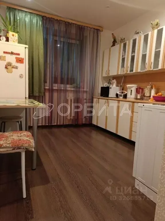 2-к кв. Тюменская область, Тюмень ул. Станислава Карнацевича, 4 (56.7 ... - Фото 1