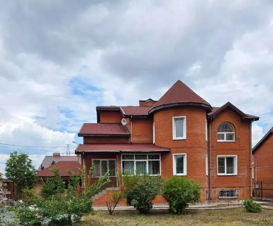 Коттедж в Иркутская область, Иркутск ул. Лиственничная, 2А (441 м) - Фото 1