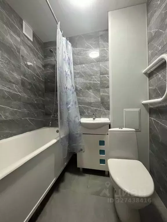 1-к кв. Самарская область, Тольятти ул. Баныкина, 36 (30.0 м) - Фото 0