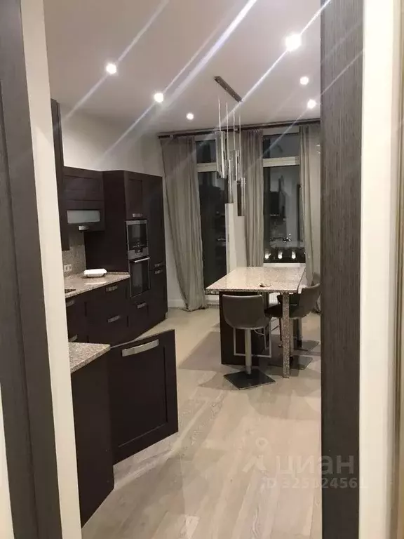 2-к кв. Санкт-Петербург 26-я Васильевского острова линия, 15Б (83.2 м) - Фото 2