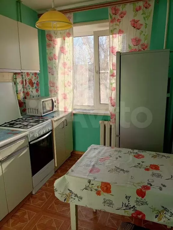 2-к. квартира, 50 м, 4/9 эт. - Фото 0