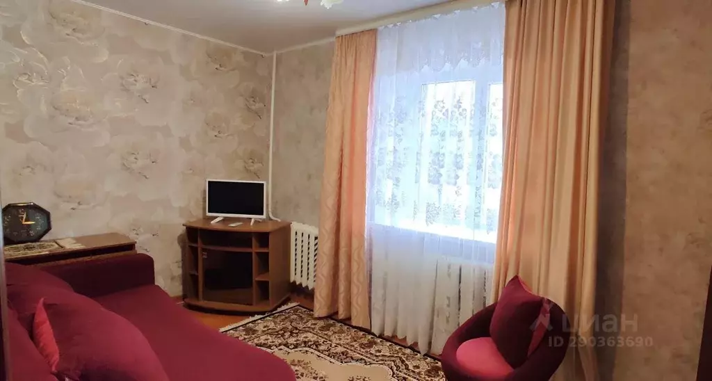 3-к кв. Тамбовская область, Мичуринск Красная ул., 89 (50.0 м) - Фото 1
