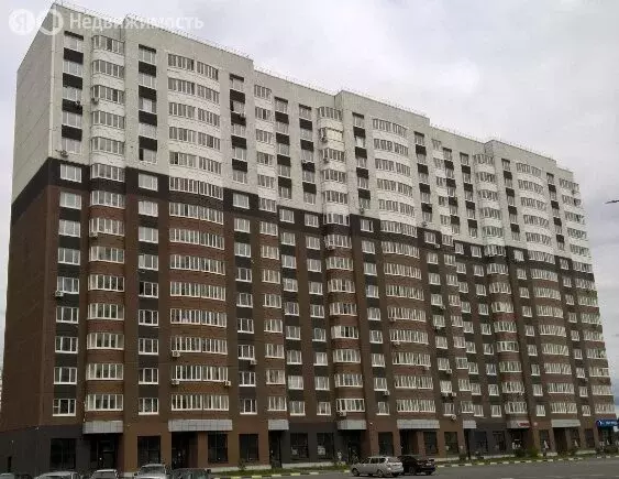 3-комнатная квартира: Тюмень, улица Монтажников, 42А (86.9 м) - Фото 0