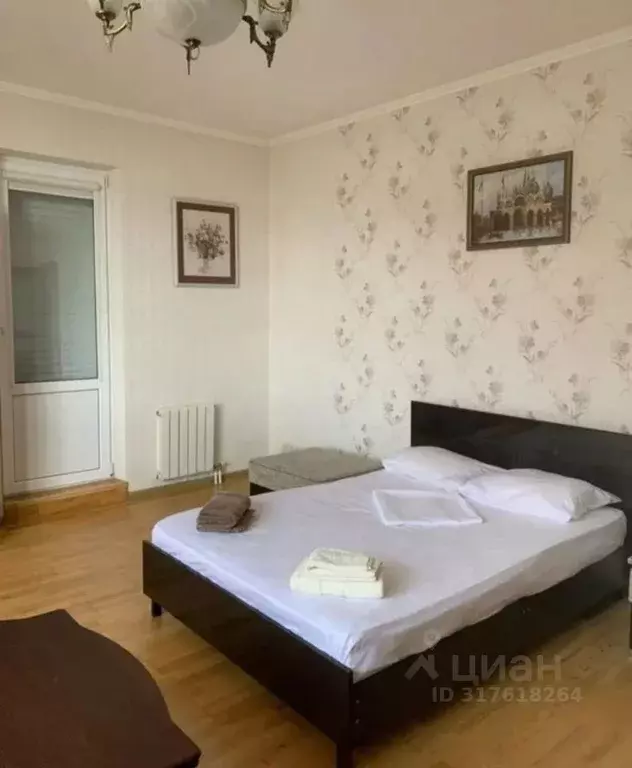 2-к кв. Краснодарский край, Геленджик ул. Тургенева, 43 (65.0 м) - Фото 0