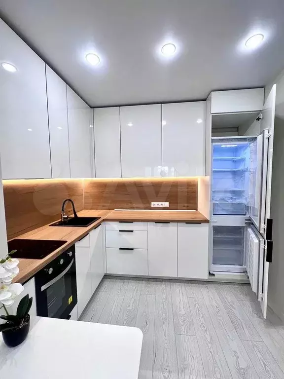 2-к. квартира, 51 м, 1/8 эт. - Фото 1