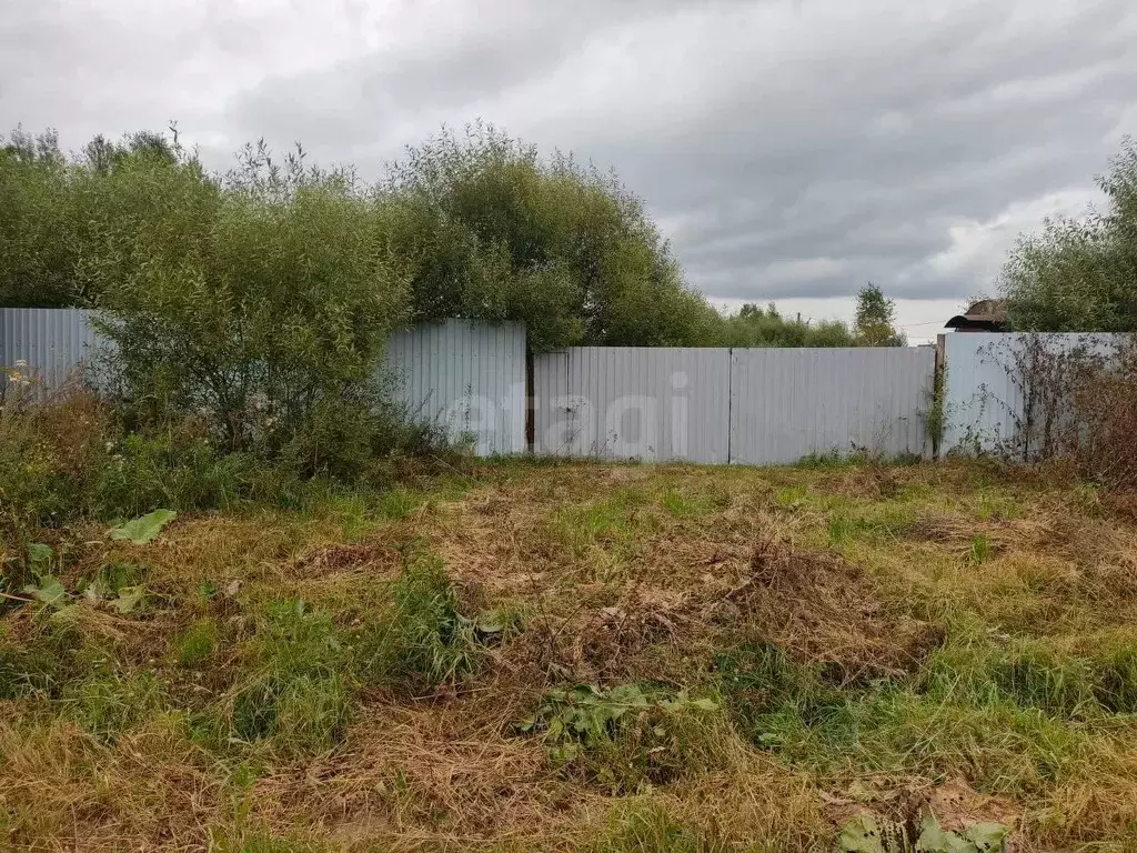 Участок в Калужская область, Совхоз Боровский с/пос, д. Уваровское ул. ... - Фото 1