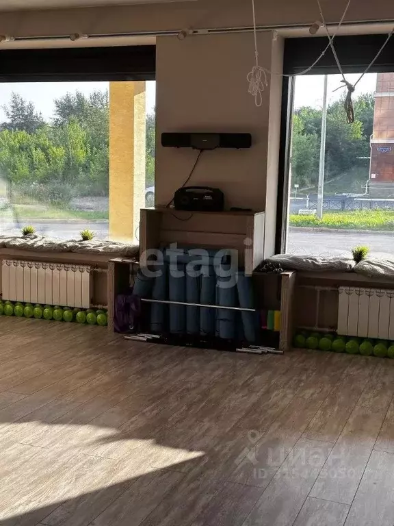 Помещение свободного назначения в Свердловская область, Нижний Тагил ... - Фото 1