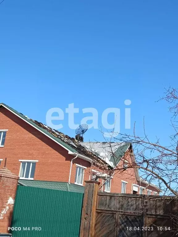 Дом в Красноярский край, Емельяново городское поселение, Емельяново ... - Фото 0