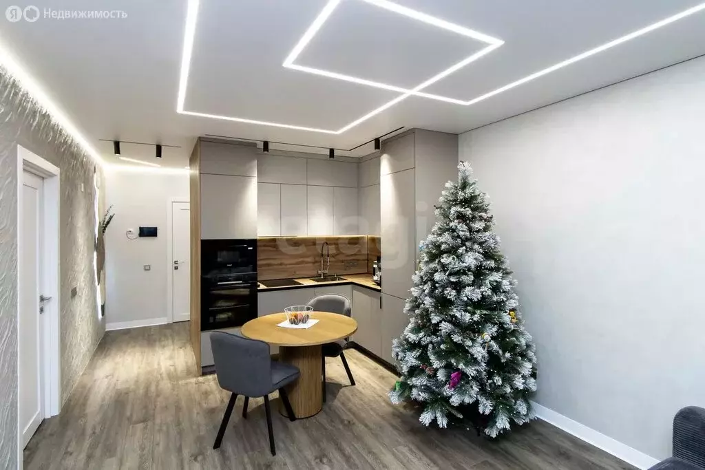 2-комнатная квартира: Тюмень, Харьковская улица, 72А (50.7 м) - Фото 2