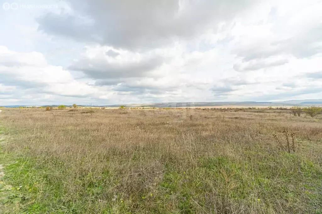 Участок в Бахчисарайский район, посёлок городского типа Куйбышево (111 ... - Фото 0