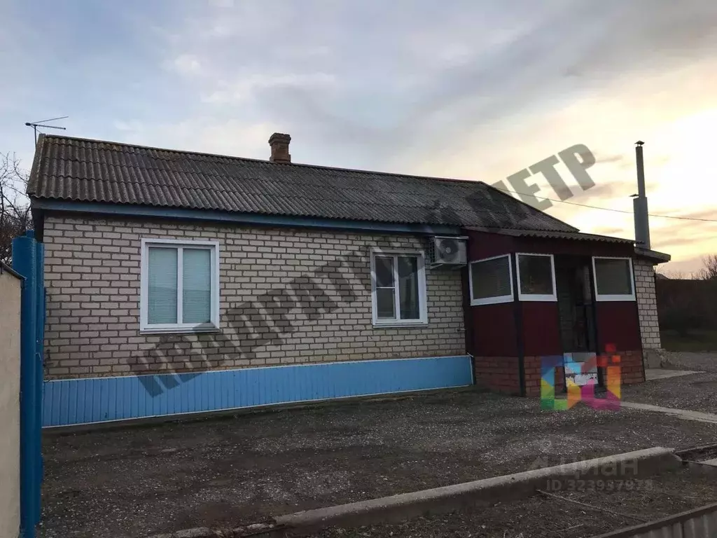 Дом в Калмыкия, Элиста ул. Шевченко (63 м) - Фото 1