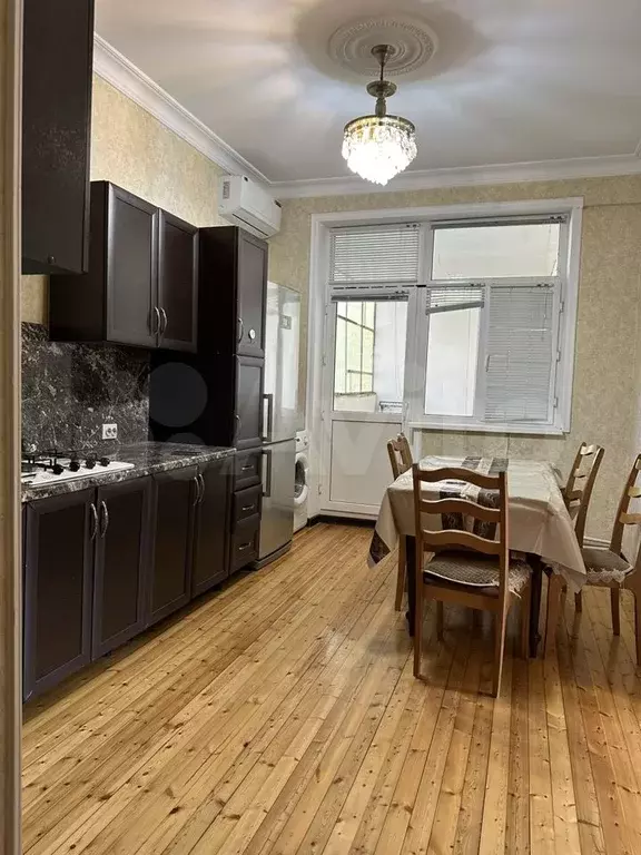 3-к. квартира, 80 м, 2/2 эт. - Фото 1