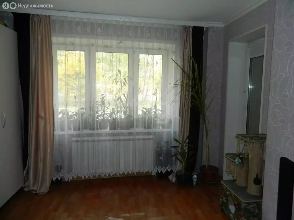 1-комнатная квартира: Чебоксары, улица Николая Гастелло, 4 (43.9 м) - Фото 0