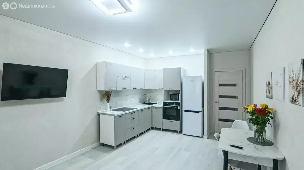 2-комнатная квартира: Батайск, Родная улица, 3 (51 м) - Фото 0