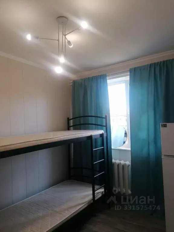 Комната Севастополь ул. Героев Подводников, 8 (10.0 м) - Фото 2