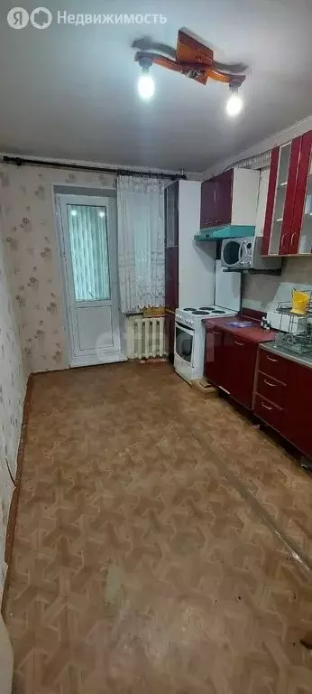 3-комнатная квартира: Петропавловск-Камчатский, улица Ларина, 18/1 ... - Фото 1