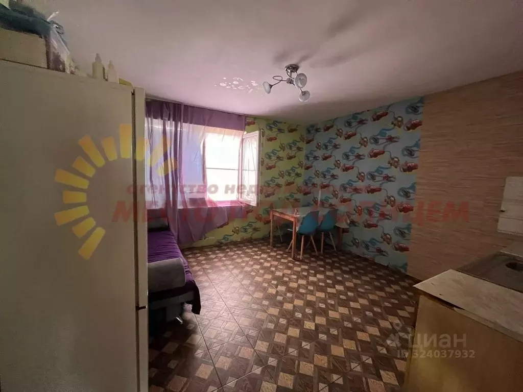 Дом в Краснодарский край, Ейский район, Александровское с/пос, с. ... - Фото 2