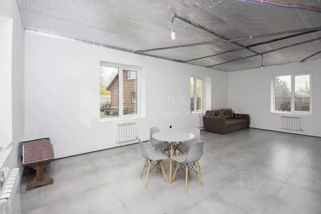 Коттедж в Тюменская область, Тюменский муниципальный округ, с. Гусево  ... - Фото 1