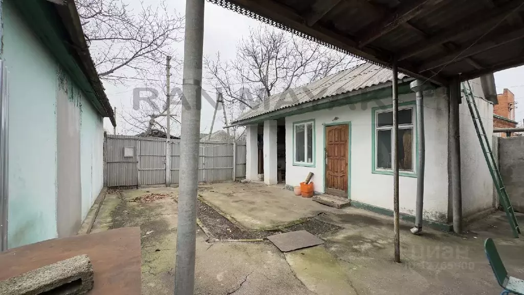 Дом в Адыгея, Майкоп ул. Карла Маркса, 140 (50 м) - Фото 1