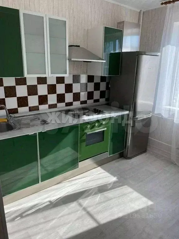 1-к кв. Новосибирская область, Новосибирск ул. Белинского, 6 (31.3 м) - Фото 0