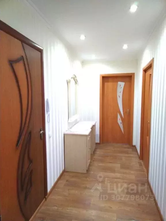 2-к кв. Крым, Щелкино Ленинский район, 3-й мкр, 91/2 (54.0 м) - Фото 1